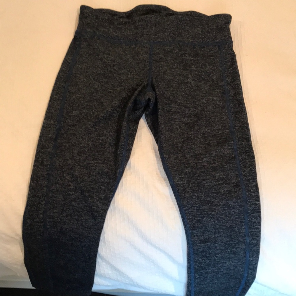 Under Armour Crop Leggings